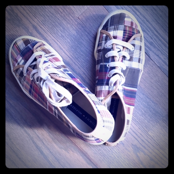 Tommy Hilfiger Other - Tommy Hilfiger plaid canvas shoes